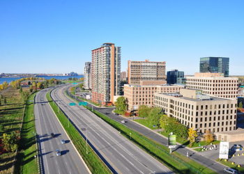 قائد شرطة Longueuil ” فادي داغر ” يتقاضى أجراً أعلى من أجر رئيس وزراء كيبيك