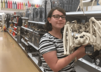 شابّة عمرها 24 عاماً ذهبت إلى المستشفى بسبب آلام في الظهر ثم توفيت بعد 48 ساعة