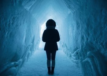 حالة طبية غريبة .. فتاة من مونتريال تعاني من حساسية تجاه البرد