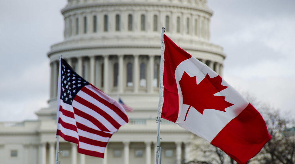 سفير أمريكا السابق في كندا: يجب على الأمريكيين التوقف عن التدخل في القضايا الكندية