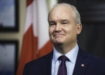 إقالة ” ايرين أوتول” من منصبه كزعيم لحزب المحافظين