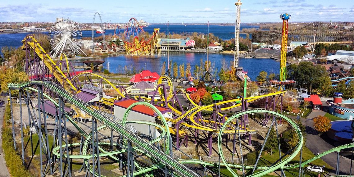 وظائف متاحة لدى La Ronde براتب يبدأ عند 15 دولار في الساعة ودون الحاجة لأي خبرات سابقة