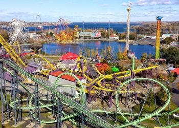 وظائف متاحة لدى La Ronde براتب يبدأ عند 15 دولار في الساعة ودون الحاجة لأي خبرات سابقة