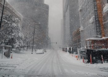 إغلاق المدارس في Eastern Townships بسبب التحذيرات من تساقط الثلوج