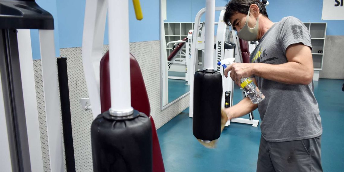 إعادة افتتاح الصالات الرياضية والمنتجعات الصحية اعتباراً من اليوم