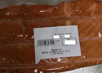 سحب منتجات السلمون المدخن في مونتريال