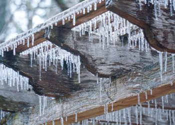 تحذيرات من الانخفاض السريع لدرجات الحرارة في مختلف مناطق كيبيك