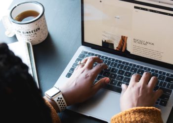 كيف تبدأ عملك الخاص في كندا: نصائح من رائد أعمال