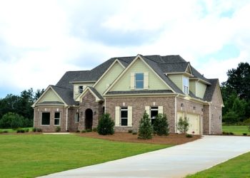 هل فكرت يوماً بشراء عقار في أمريكا للسكن أو للاستثمار ؟ إليك هذه المعلومات المفيدة