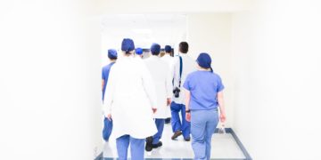 كيبيك تكشف عن خطة شاملة لإصلاح نظام الرعاية الصحية قبل الانتخابات