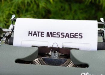 ناشيونال بوست : على عكس الاعتقاد السائد .. الكنديون لا يتمتعون بحرية التعبير