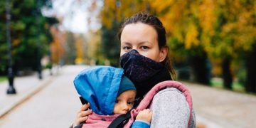 كيبيك ستلغي ارتداء الكمامات في الأماكن العامة وأماكن العمل بحلول منتصف أبريل/ نيسان