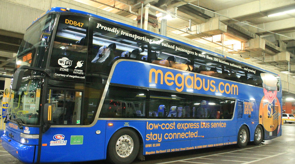Megabus تستأنف رحلاتها بين كندا و أمريكا