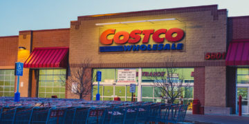 عودة عينات الطعام المجانية إلى متاجر Costco