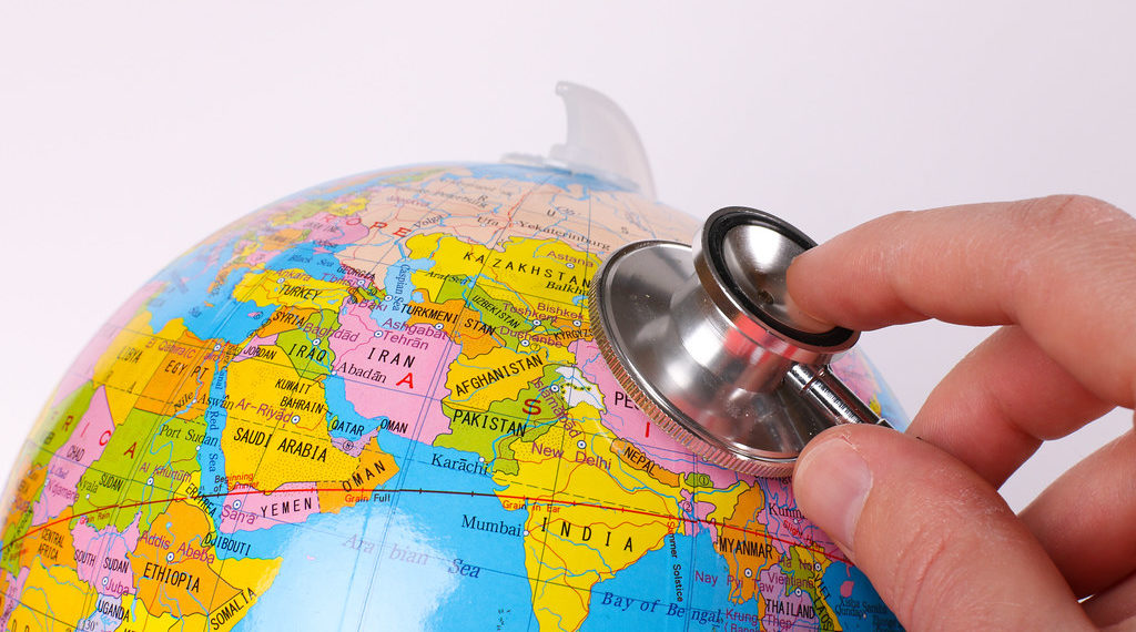 كنديون يضطرون للسفر إلى الخارج لإجراء العمليات الجراحية