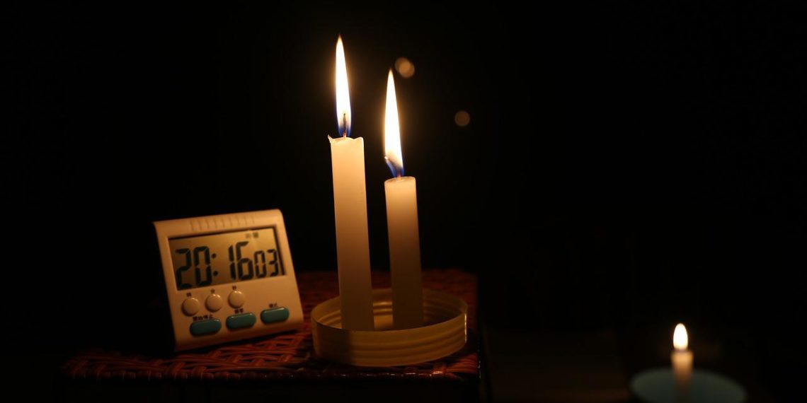 40 ألف شخص بدون كهرباء بسبب الرياح العاتية