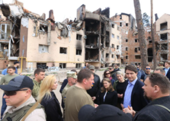 زيارة مفاجئة لترودو إلى أوكرانيا