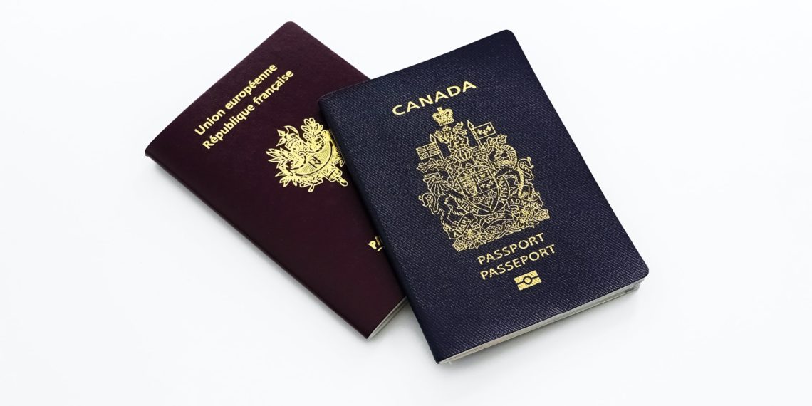 تراكم طلبات جوازات السفر على الرغم من تعيين مئات الموظفين الجدد