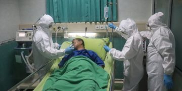 دراسة: حوالي 11٪ من مرضى كوفيد يعودون إلى المستشفى أو يموتون في غضون 30 يوماً