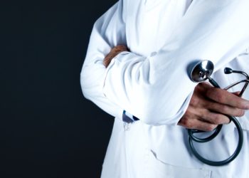 كيبيك بحاجة إلى ما لا يقل عن 10 آلاف طبيب جديد لمواجهة النقص الحالي