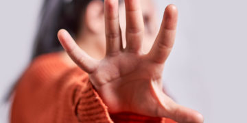 دراسة تكشف أن واحدة من كل 5 نساء في مونتريال يتعرضن للعنف المنزلي