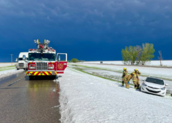 تساقط البَرَد الكثيف في إحدى المقاطعات الكندية