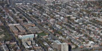 منظمة RCLALQ: أسعار الإيجارات مستمرة في الارتفاع، والمناطق خارج المراكز الرئيسية هي الأكثر تضرراً