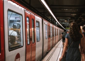 كيبيك ستُنهي قرار ارتداء الكمامات في وسائل النقل العام