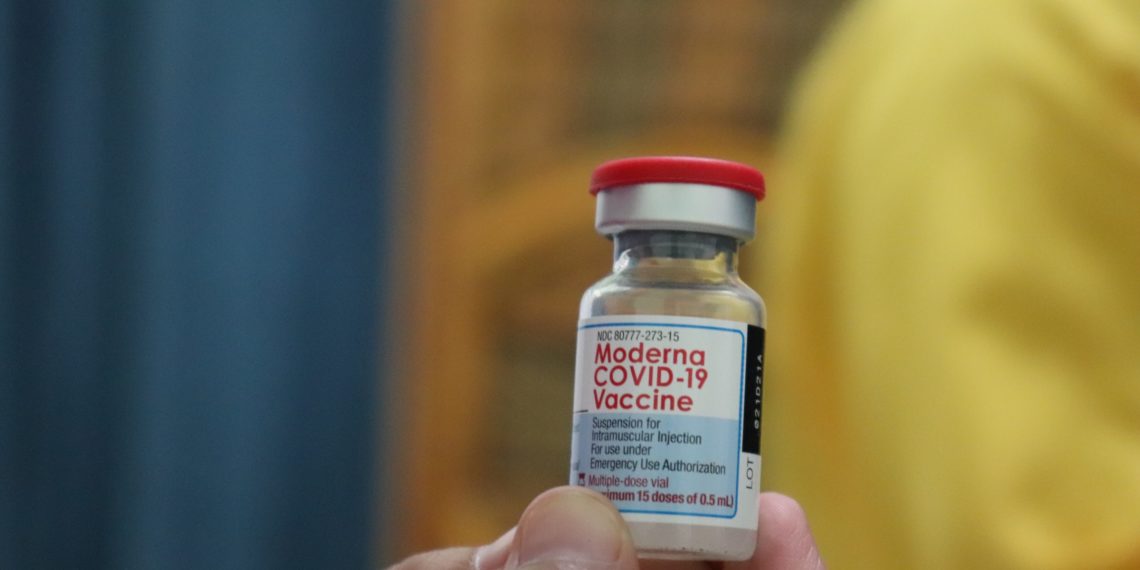 المركز الأمريكي لمكافحة الأمراض: لقاح موديرنا قد يؤدي إلى زيادة مخاطر الإصابة بالتهاب القلب