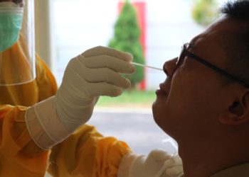 امريكا ستلغي متطلبات اختبار كوفيد-19 للمسافرين جواً