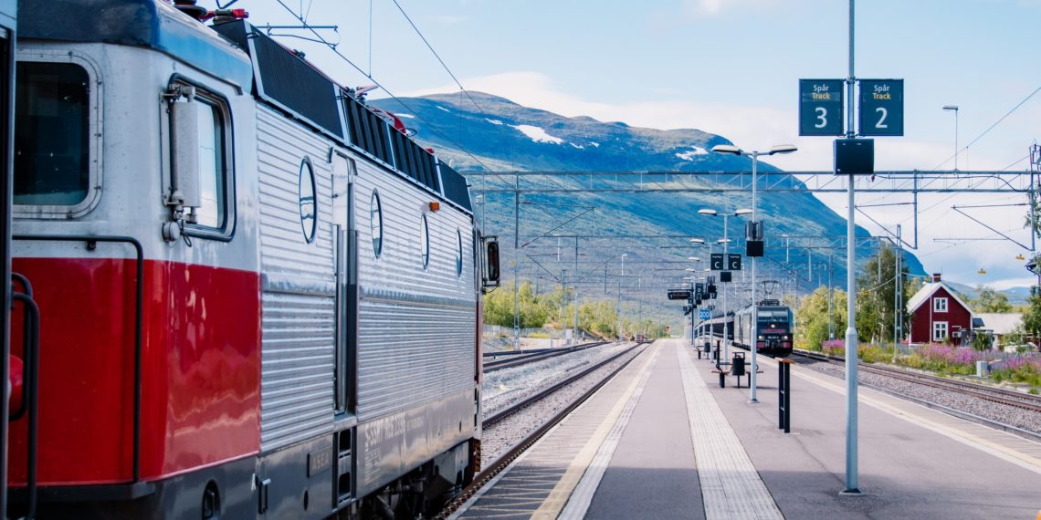 رحلات بالقطار من تورنتو إلى مدينة نيويورك بأقل من 300 دولار