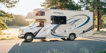 ازدهار سوق المركبات الترفيهية (RV’s) في كندا