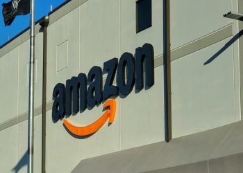 اتهام “أمازون” بالتدخل في الحملة الخاصة بإحدى نقابات العمال في مونتريال