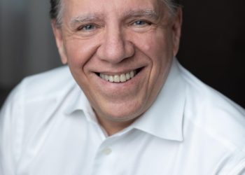 استطلاع رأي:  رغم استياء الناخبين ..توقعات بحصول ال CAQ على الأغلبية في الانتخابات