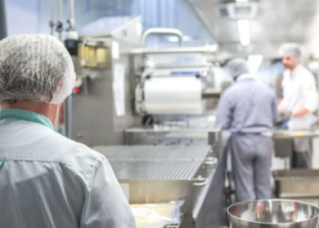 CFIA تسحب 6 مواد غذائية من الأسواق الكندية