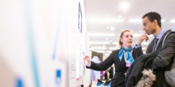 7 وظائف حكومية تدفع أكثر من 100 ألف دولار سنوياً