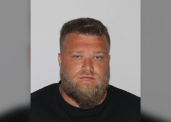 شرطة لافال تعتقل رجلاً بتهمة الاستغلال الجنسي والاتجار بالأشخاص