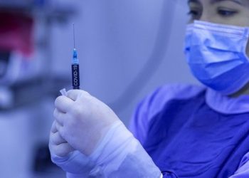 الصحة الكندية توافق على لقاح COVID-19 الخاص بشركة موديرنا كأول لقاح للأطفال الصغار