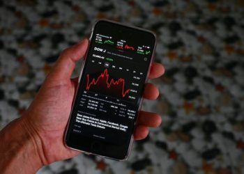 استطلاع رأي: غالبية الكنديين يعتقدون أن البلاد في حالة ركود اقتصادي