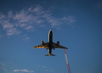 مدير مطار ترودو: يجب على شركات الطيران تقليل الرحلات الجوية لتخفيف مشاكل السفر