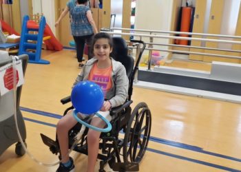 للمرة الأولى من نوعها ..عملية زرع قلب اصطناعي بالكامل للطفلة ” مريم طنوس “