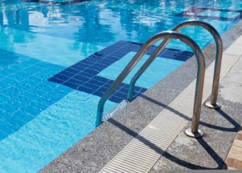 غرق فتاة تبلغ من العمر 14 عاماً في Super Aqua Club