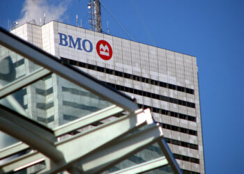 بنك BMO: سوق العقارات الكندية دخلت منطقة الخطر