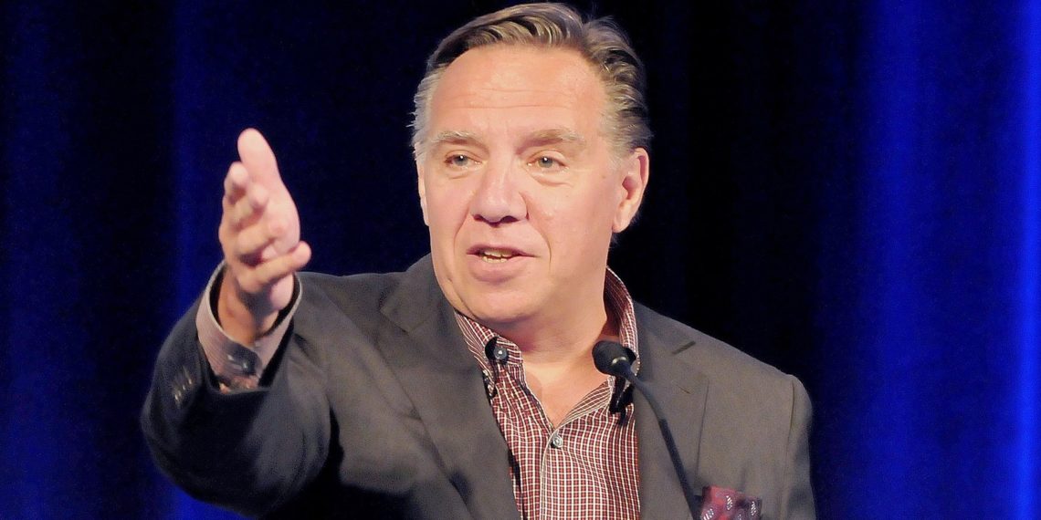 لوغو يتلقى الجرعة الرابعة من لقاح كوفيد ويدعو السكان لتلقيها