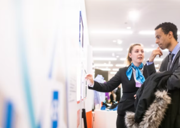 معارض العمل في كندا تبحث عن عمال يصعب العثور عليهم