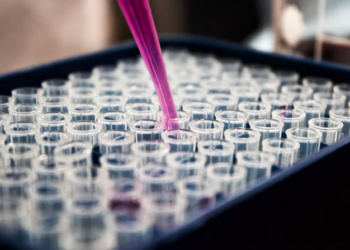 مستشفى تورنتو للأطفال يحذر من الحاجة للوصفات الطبية من أجل الحصول على بعض أنواع الأدوية السائلة