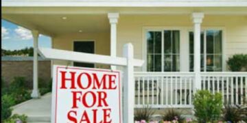 استطلاع رأي: قد يبيع بعض الناطقين بالإنكليزية منازلهم بسبب مشروع القانون 96