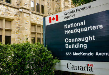 وظائف لدى وكالة الإيرادات الكندية (CRA) برواتب تصل إلى 110 آلاف دولار