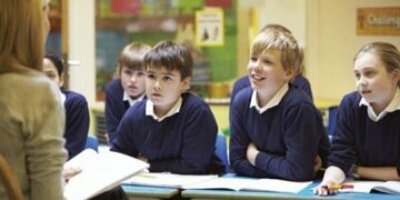 الكنديون يواجهون ارتفاعاً في الأسعار مع عودة موسم التسوّق للمدرسة