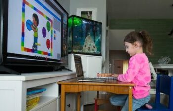 أسبوعان فقط أمام مراكز الرعاية النهارية للاشتراك في برنامج 10 دولارات في اليوم